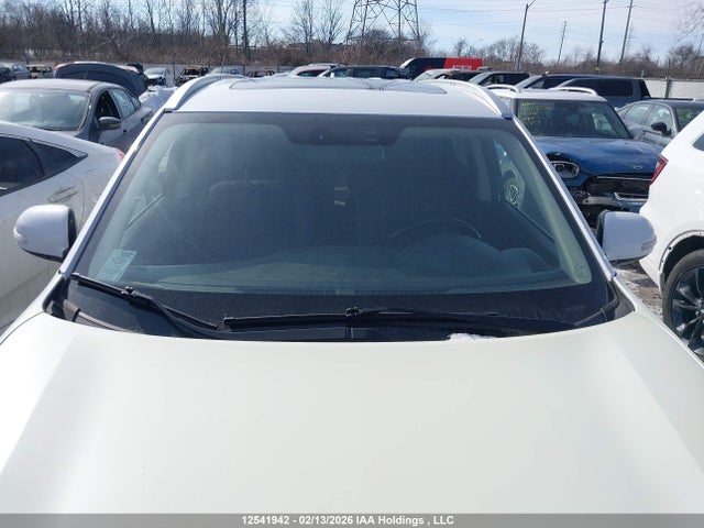 JA4J24A59JZ613161 Mitsubishi Outlander Se/gt