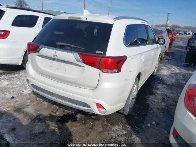JA4J24A59JZ613161 Mitsubishi Outlander Se/gt
