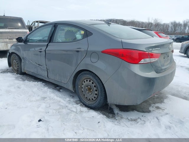 12541945 :رقم المزاد ، 5NPDH4AE0DH279602 vin ، 2013 Hyundai Elantra مزاد بيع