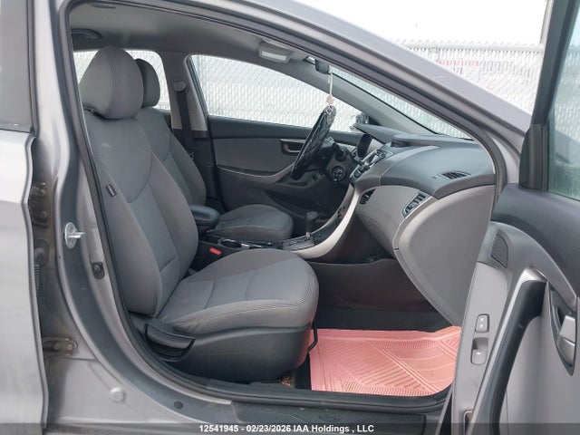 12541945 :رقم المزاد ، 5NPDH4AE0DH279602 vin ، 2013 Hyundai Elantra مزاد بيع