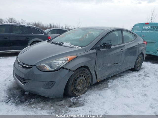 12541945 :رقم المزاد ، 5NPDH4AE0DH279602 vin ، 2013 Hyundai Elantra مزاد بيع