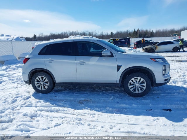 Продаж на аукціоні авто 2022 Mitsubishi Rvr Se/sel/le/gt, vin: JA4AJVAW6NU604129, номер лоту: 12541963