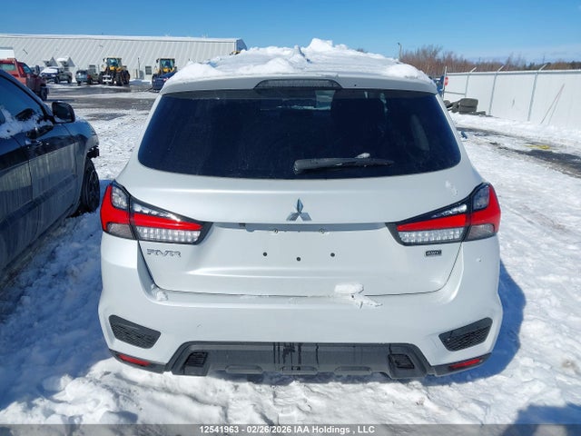 Продаж на аукціоні авто 2022 Mitsubishi Rvr Se/sel/le/gt, vin: JA4AJVAW6NU604129, номер лоту: 12541963