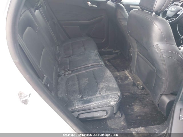 1FMCU9H94MUA85220 Ford ESCAPE SEL