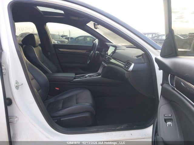 Продажа на аукционе авто 2018 Honda Accord Sport, vin: 1HGCV2F37JA802456, номер лота: 12541970