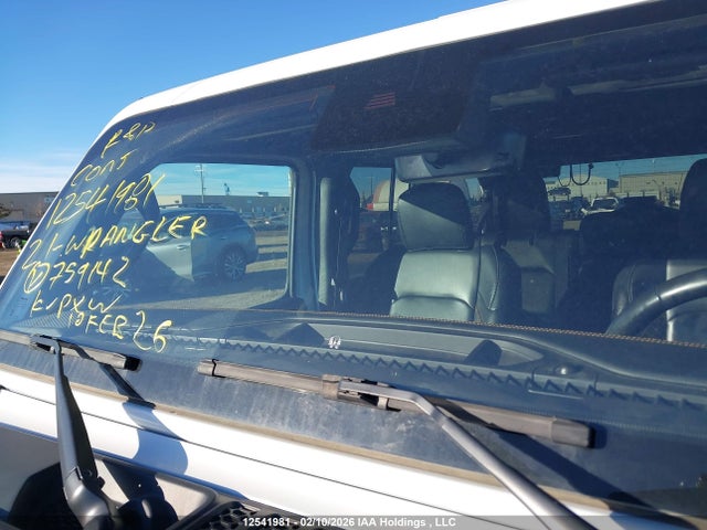 1C4HJXEG8MW759142 Jeep Wrangler Unlimited High Altitude