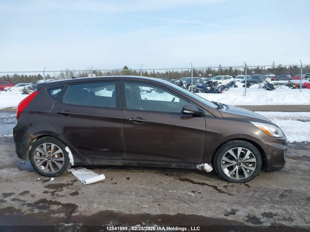 2015 Hyundai Accent Gls მანქანა იყიდება აუქციონზე, vin: KMHCU5AE6FU197911, აუქციონის ნომერი: 12541999