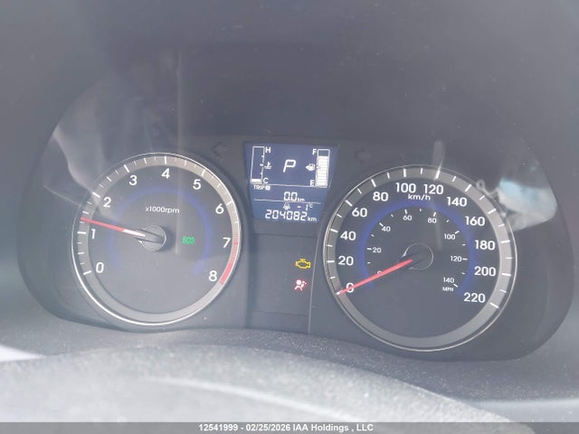 2015 Hyundai Accent Gls მანქანა იყიდება აუქციონზე, vin: KMHCU5AE6FU197911, აუქციონის ნომერი: 12541999