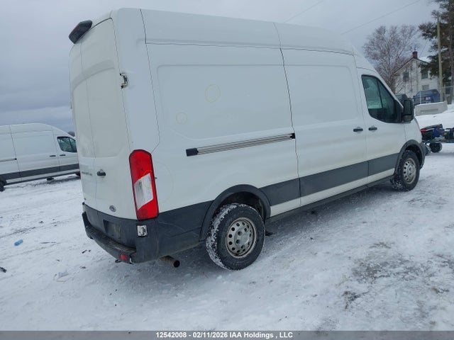 1FTBR2X81NKA31193 Ford Transit T-250