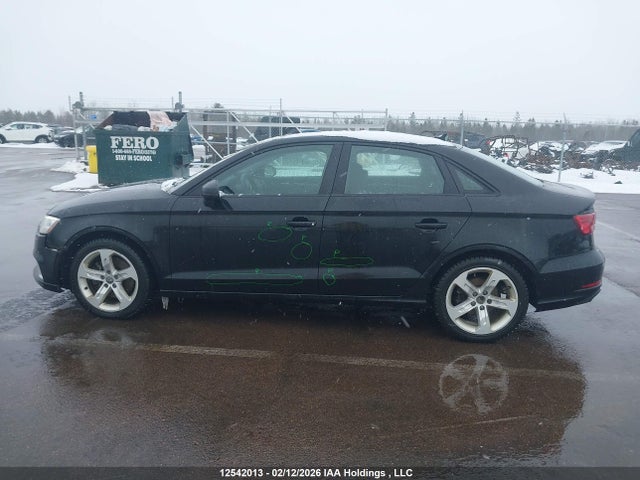 Продаж на аукціоні авто 2018 Audi A3 2.0t Komfort, vin: WAUAUGFF7J1068432, номер лоту: 12542013