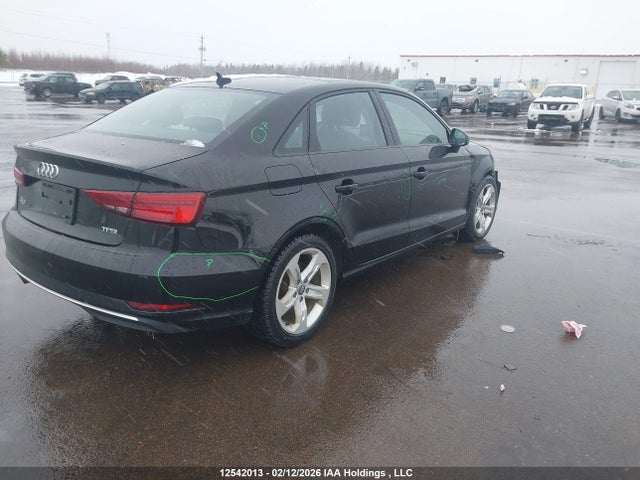 Продаж на аукціоні авто 2018 Audi A3 2.0t Komfort, vin: WAUAUGFF7J1068432, номер лоту: 12542013