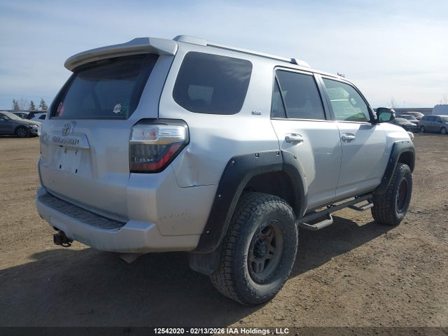 JTEBU5JR6G5355545 Toyota 4RUNNER SR5