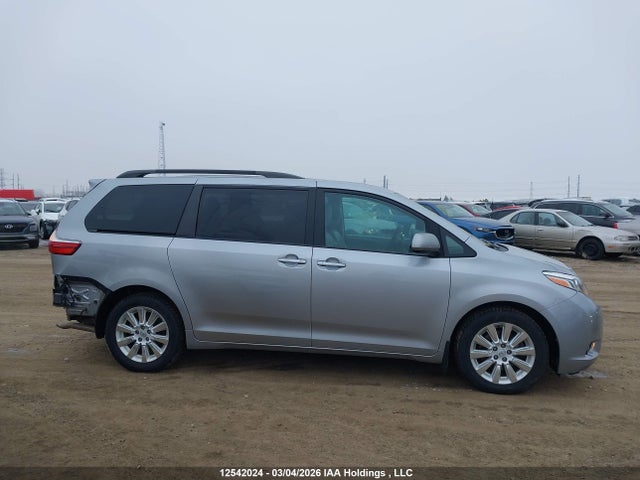 5TDDK3DC7FS097902 Toyota Sienna Xle/limited
