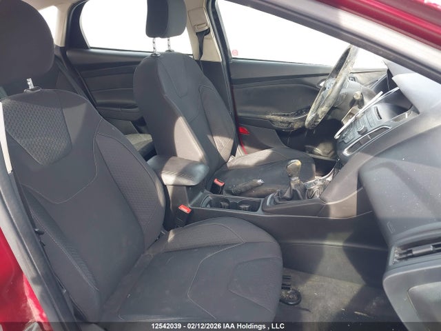 2015 Ford Focus Se მანქანა იყიდება აუქციონზე, vin: 1FADP3K20FL332224, აუქციონის ნომერი: 12542039