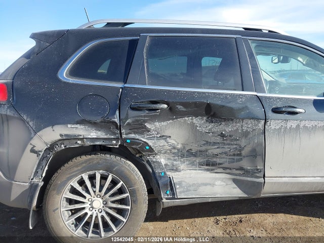 1C4PJMCS7GW166006 Jeep Cherokee North
