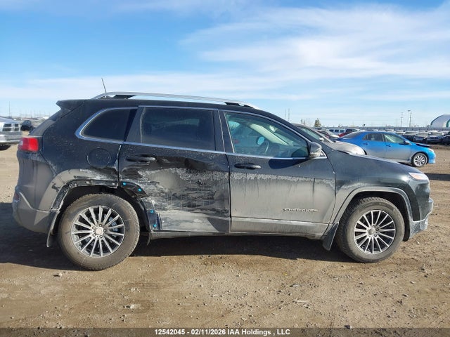 1C4PJMCS7GW166006 Jeep Cherokee North