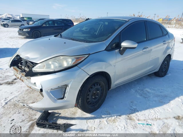 12542047 :رقم المزاد ، 3FADP4BJ2DM139596 vin ، 2013 Ford Fiesta Se مزاد بيع