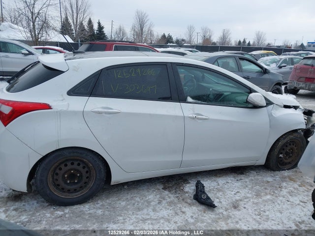 KMHD35LH3GU303697 Hyundai Elantra Gt Gls