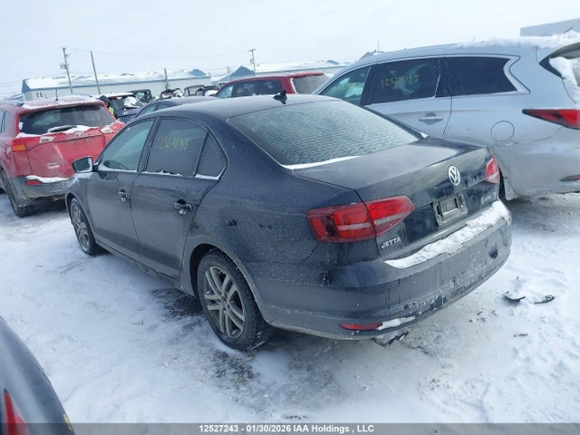 3VW2B7AJ5HM398010 Volkswagen Jetta 1.4 Tsi Trendline+