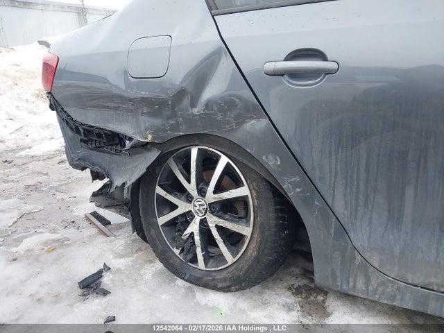 3VWD07AJ2GM345276 Volkswagen Jetta 1.8t Sport