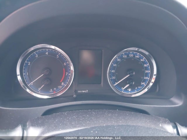 2T1BURHE1JC966334 Toyota COROLLA LE