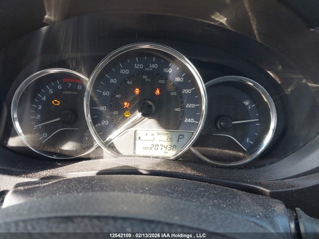 2T1BURHE3GC688738 Toyota COROLLA LE