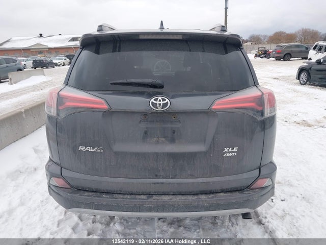 2T3RFREV0HW582915 Toyota Rav4 Xle