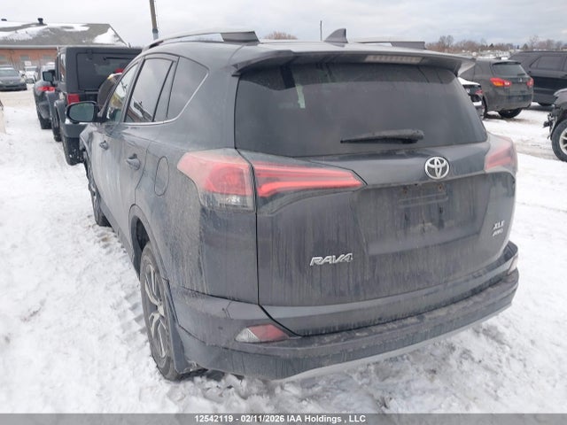 2T3RFREV0HW582915 Toyota Rav4 Xle