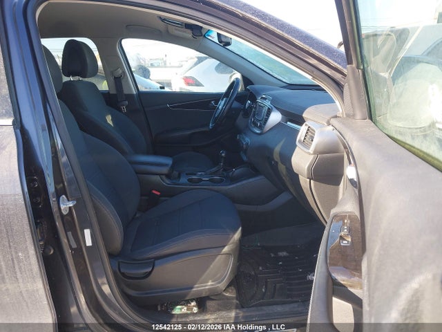 5XYPGDA58GG056073 KIA Sorento Lx/l