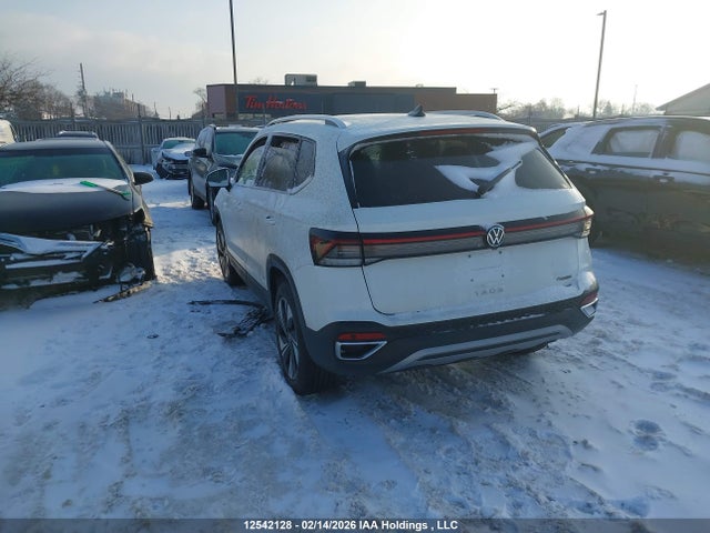 12542128 :رقم المزاد ، 3VVUC7B25TM023129 vin ، 2026 Volkswagen Taos Se مزاد بيع