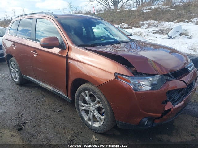 JA4JZ4AX4EZ606301 Mitsubishi OUTLANDER GT