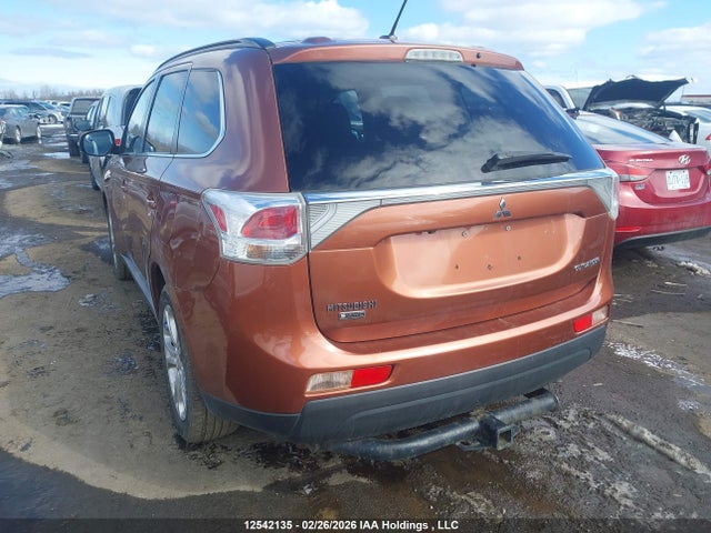 JA4JZ4AX4EZ606301 Mitsubishi OUTLANDER GT