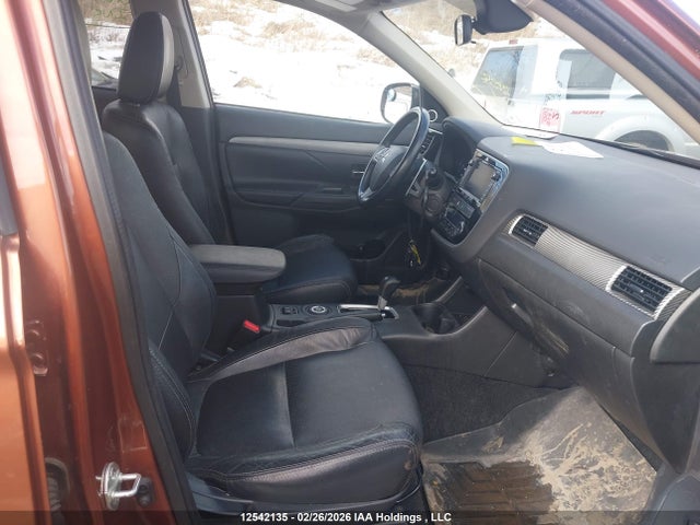 JA4JZ4AX4EZ606301 Mitsubishi OUTLANDER GT