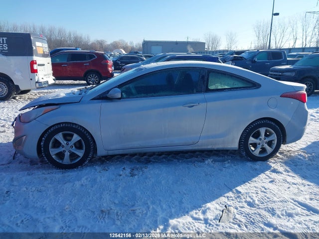 Продажа на аукционе авто 2013 Hyundai Elantra Gls, vin: KMHDH6AE5DU018303, номер лота: 12542156