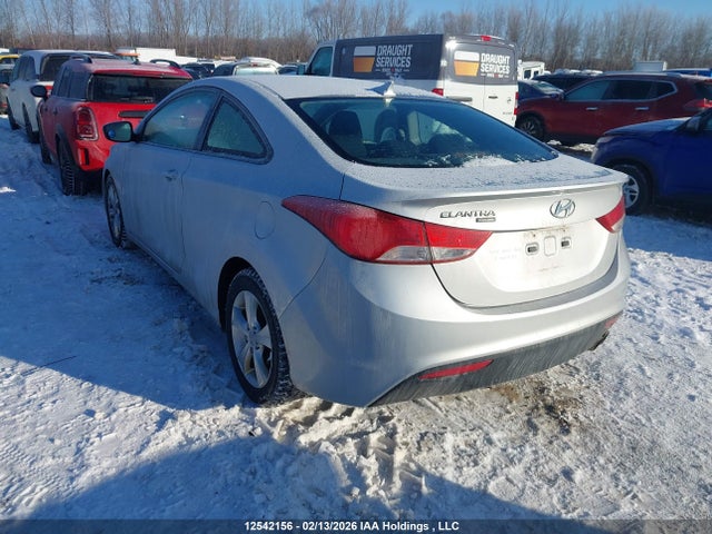 Продажа на аукционе авто 2013 Hyundai Elantra Gls, vin: KMHDH6AE5DU018303, номер лота: 12542156