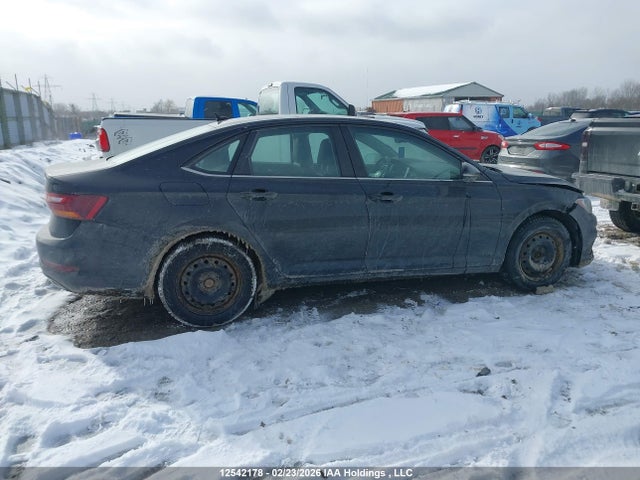 3VW357BU8KM083553 Volkswagen Jetta Execline