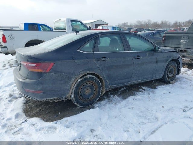 3VW357BU8KM083553 Volkswagen Jetta Execline