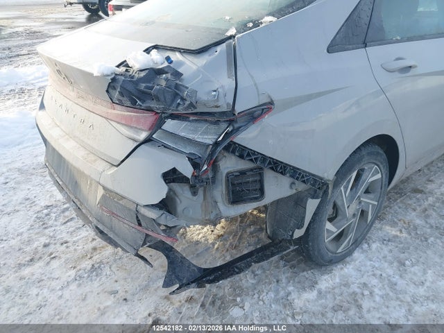 KMHLM4DG4SU954158 Hyundai Elantra