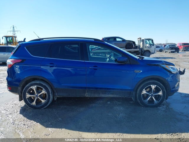 1FMCU9H95JUD39545 Ford ESCAPE SEL