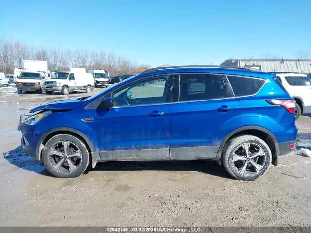 1FMCU9H95JUD39545 Ford ESCAPE SEL