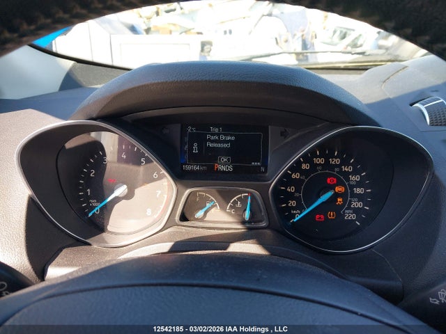 1FMCU9H95JUD39545 Ford ESCAPE SEL