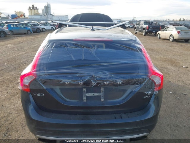 YV4612HK8G1003156 Volvo V60 Cross Country T5 Premier