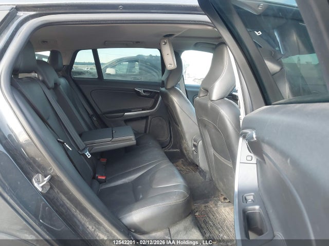 YV4612HK8G1003156 Volvo V60 Cross Country T5 Premier