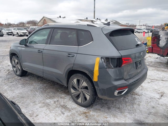 Volkswagen TAOS SE 2024 3VVUX7B2XRM090029 Image 14