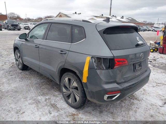 Volkswagen TAOS SE 2024 3VVUX7B2XRM090029 Image 3