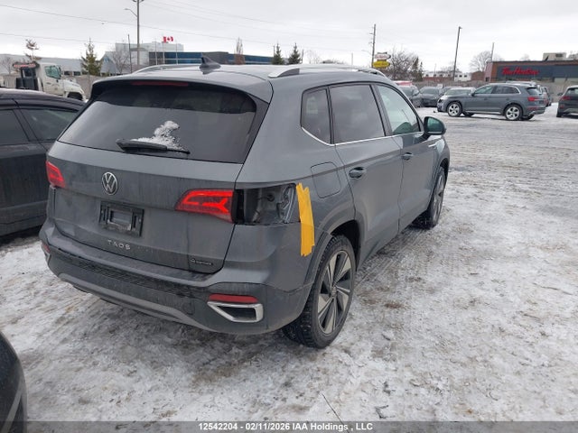 Volkswagen TAOS SE 2024 3VVUX7B2XRM090029 Image 4