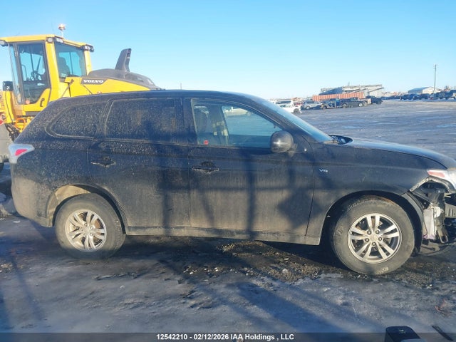 JA4JZ3AX3EZ606106 Mitsubishi Outlander
