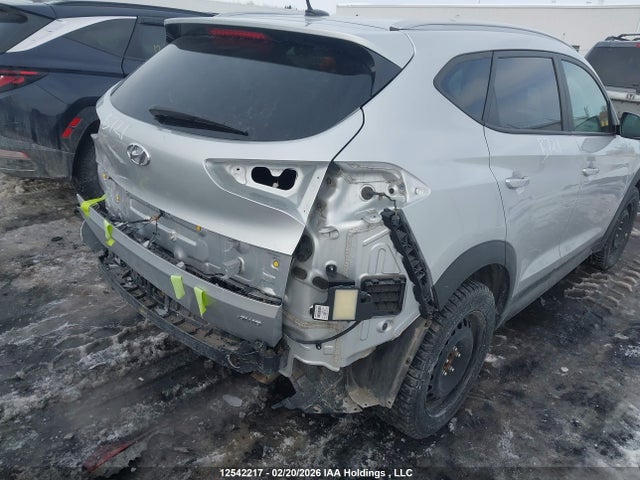 Продажа на аукционе авто 2016 Hyundai Tucson, vin: KM8J3CA47GU204095, номер лота: 12542217
