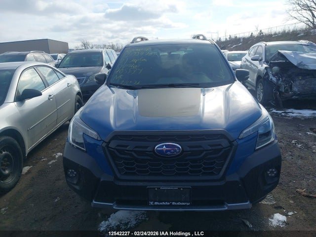 12542227 :رقم المزاد ، JF2SKELC3NH495956 vin ، 2022 Subaru Forester Wilderness مزاد بيع