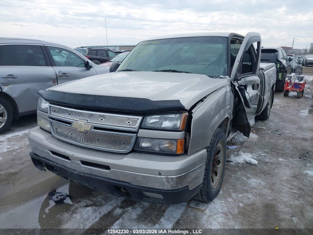 2006 Chevrolet Silverado C1500 მანქანა იყიდება აუქციონზე, vin: 2GCEC19T661357387, აუქციონის ნომერი: 12542230